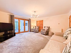 Photo 5- click for photo gallery